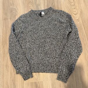 H&M sweater size small